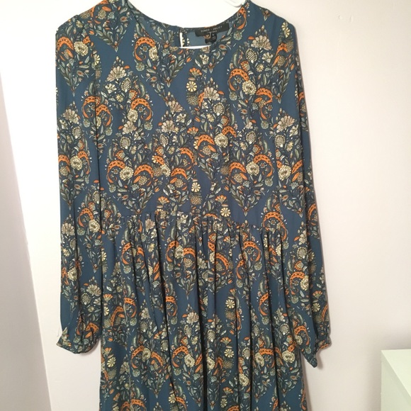 Romeo + Juliet Couture Floral Dress PRICE FIRM - Picture 4 of 7